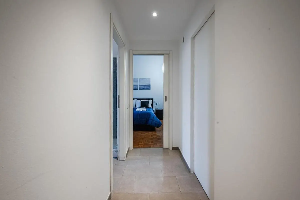 Milano Centro Duomo-Wifi-Metro Apartment  Milan